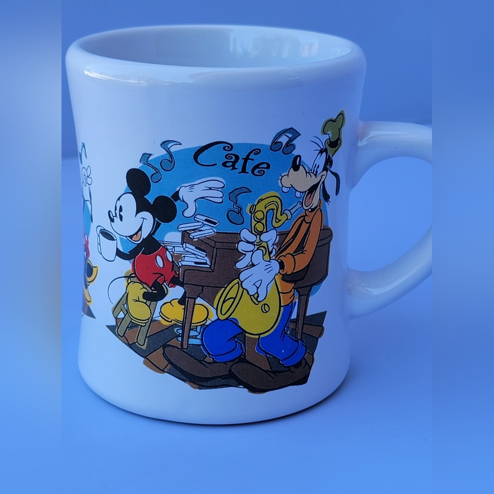 DISNEY: Mug - REAL COOL JAZZ CAFE - Mickey & Minnie Mouse, Donald Duck, Goofy